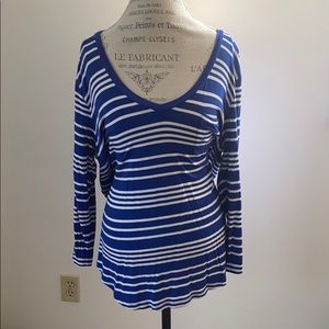 Stripped long sleeve top